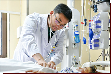 敬佑生命,ICU的“攻”与“守”——betway在线登陆重症医学科科主任许艳军